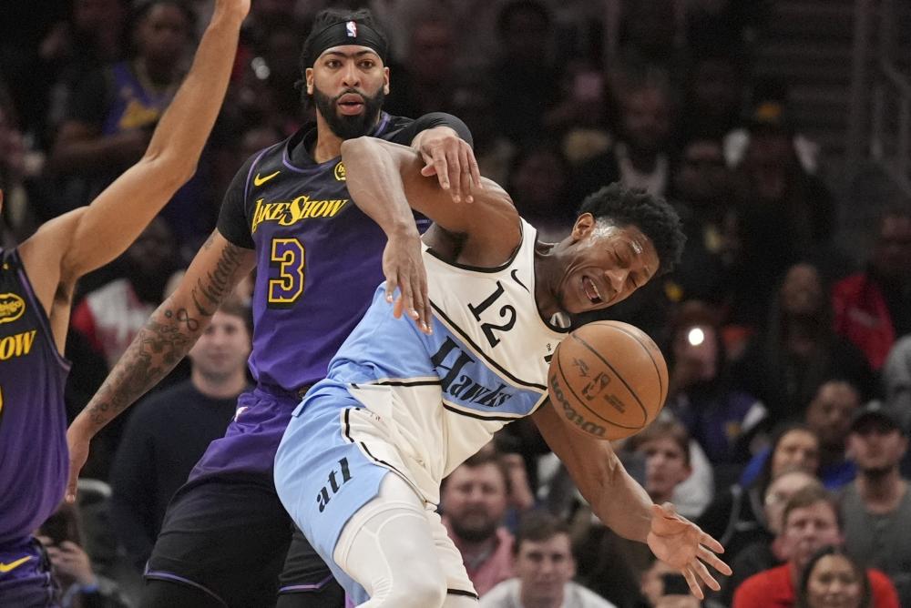 湖人替补席 湖人替补席