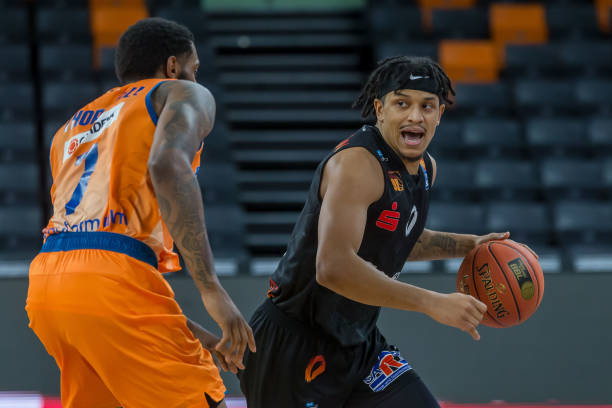 避免附加赛 避免附加赛